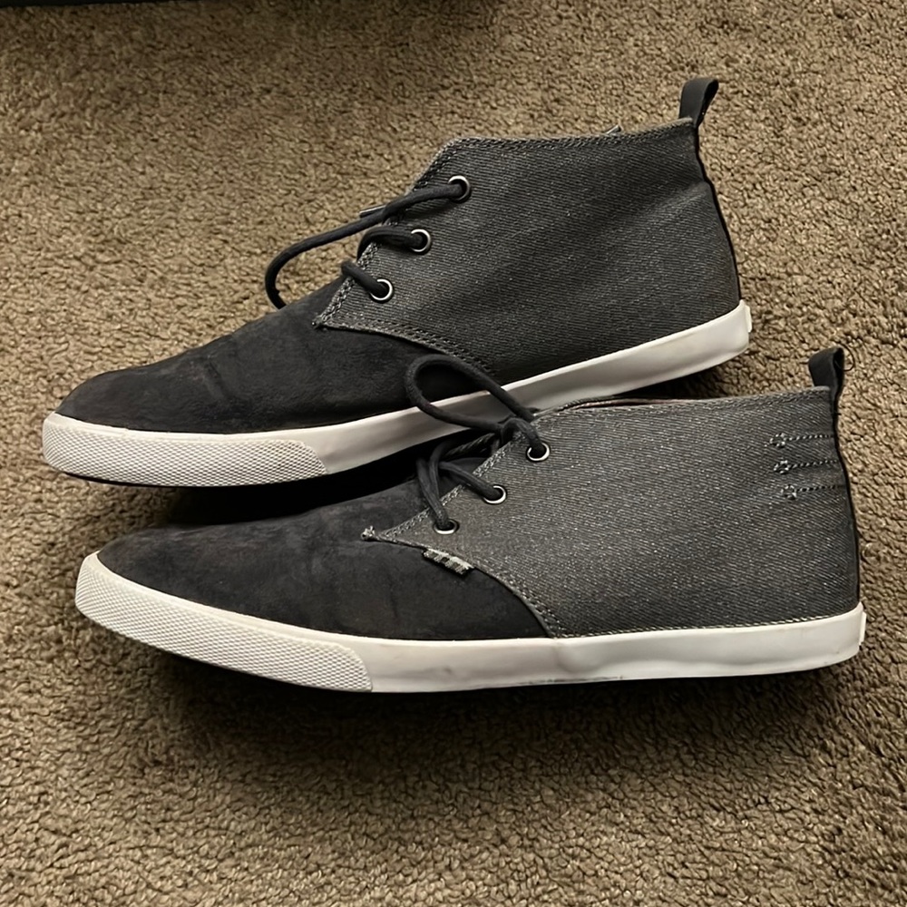 Ben Sherman High Top shoe (Mens-10)